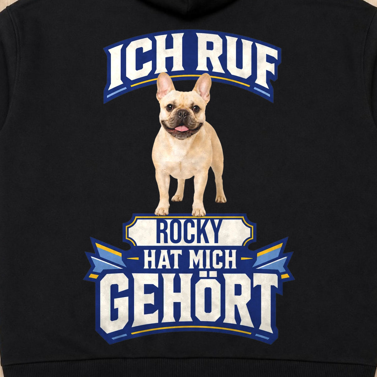 Schwarzer Hoodie Ich ruf Rueckendruck Flatlay